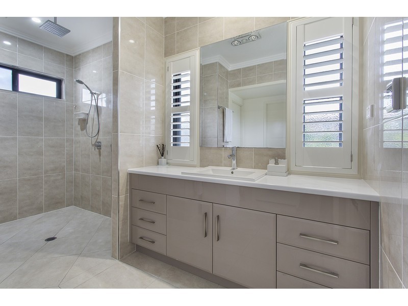 20 Stirling Drive, Rockyview QLD 4701