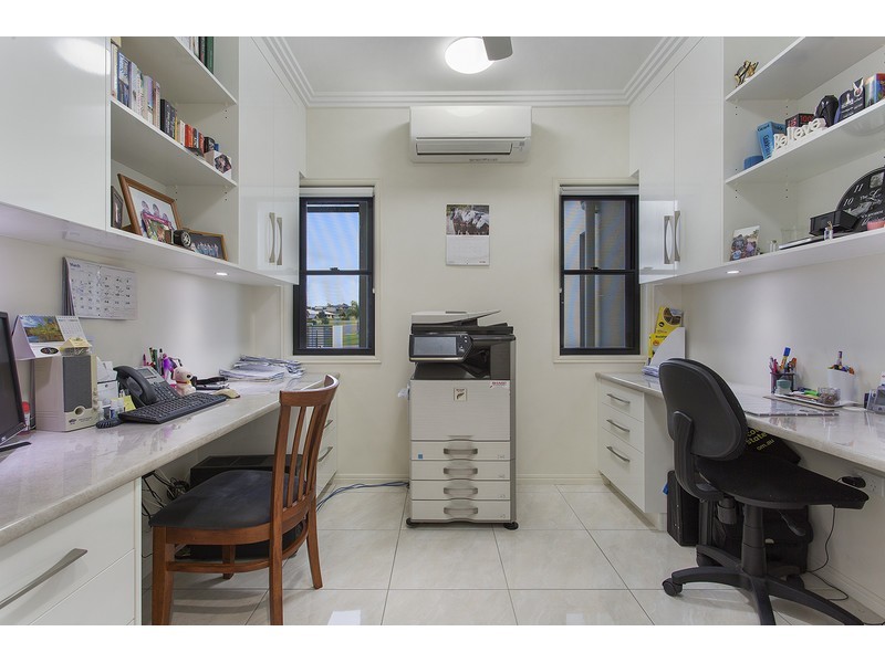 20 Stirling Drive, Rockyview QLD 4701