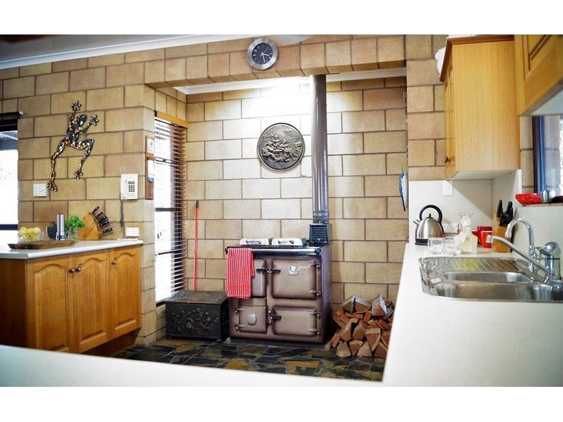 166 Sherwins Road, Jardine QLD 4702