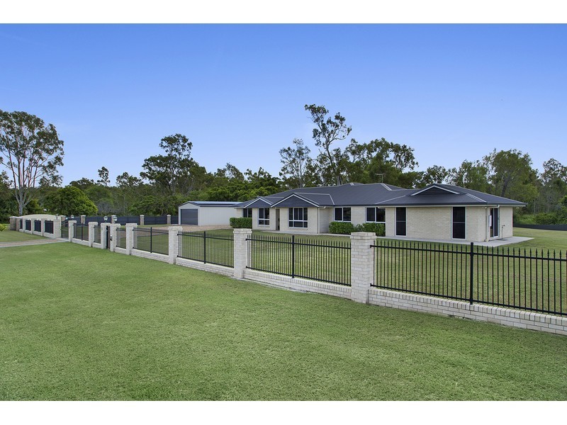 1 Stirling Drive, Rockyview QLD 4701