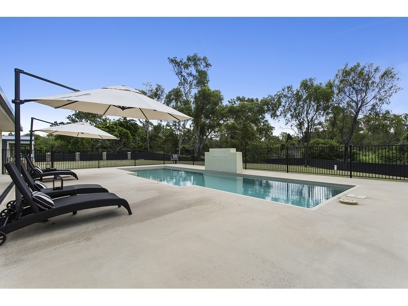 1 Stirling Drive, Rockyview QLD 4701