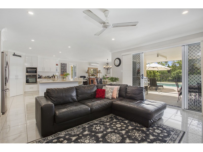 1 Stirling Drive, Rockyview QLD 4701