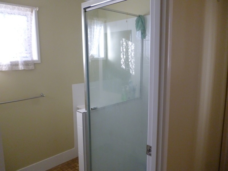 10 Elwing Street, Kawana QLD 4701