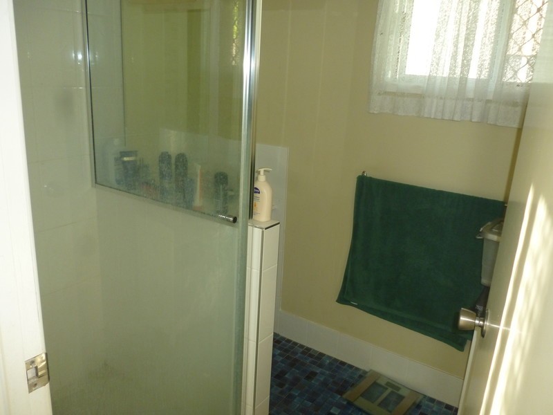 10 Elwing Street, Kawana QLD 4701