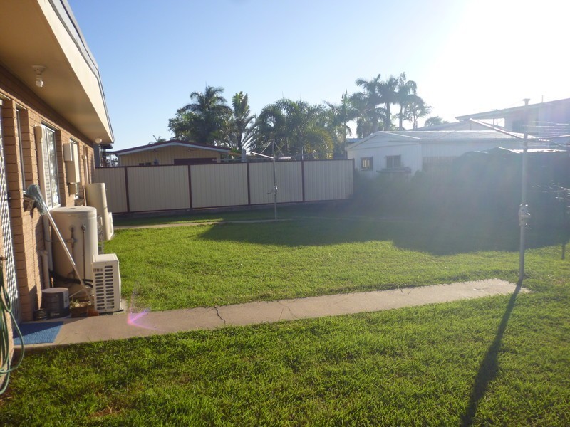 10 Elwing Street, Kawana QLD 4701