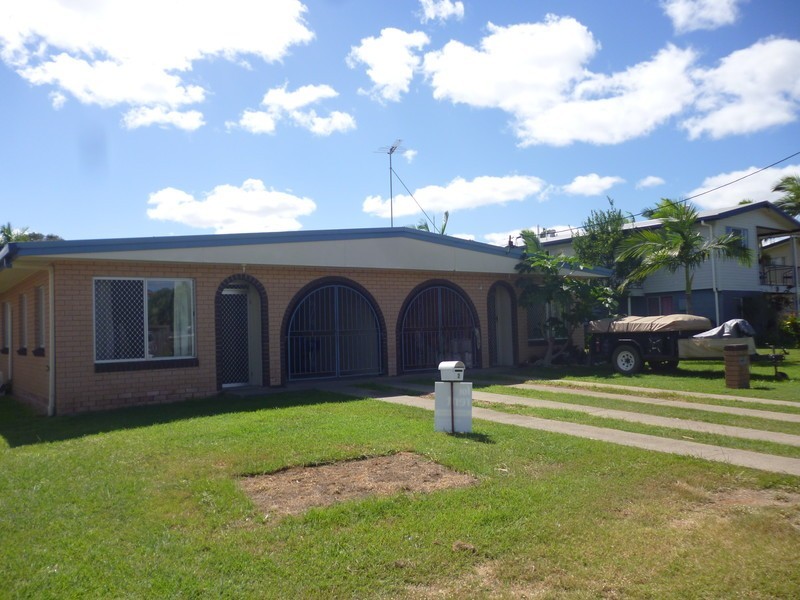 10 Elwing Street, Kawana QLD 4701