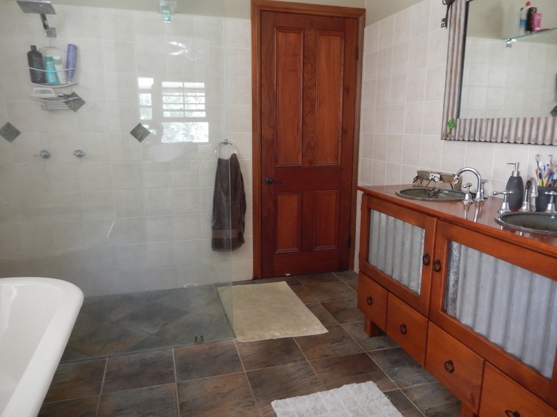 29 Fourteen Mile Road, The Caves QLD 4702