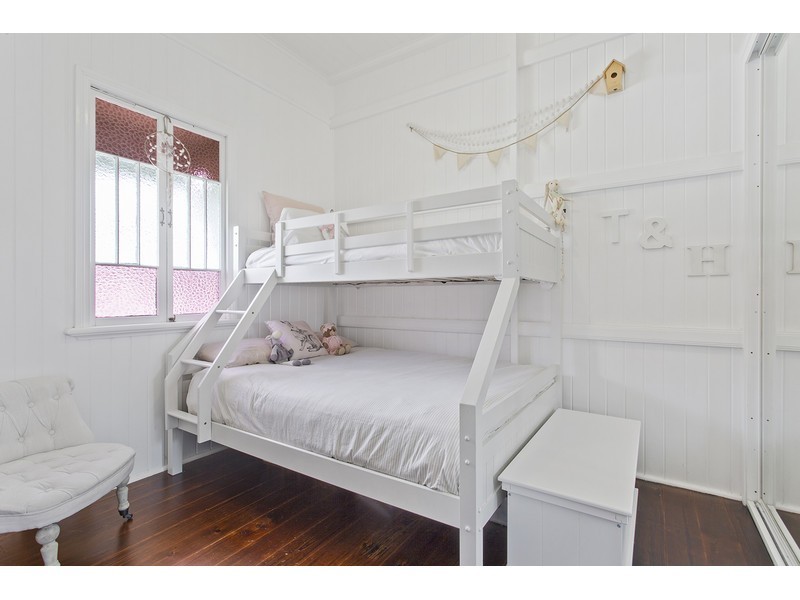 17 Jessie Street, The Range QLD 4700