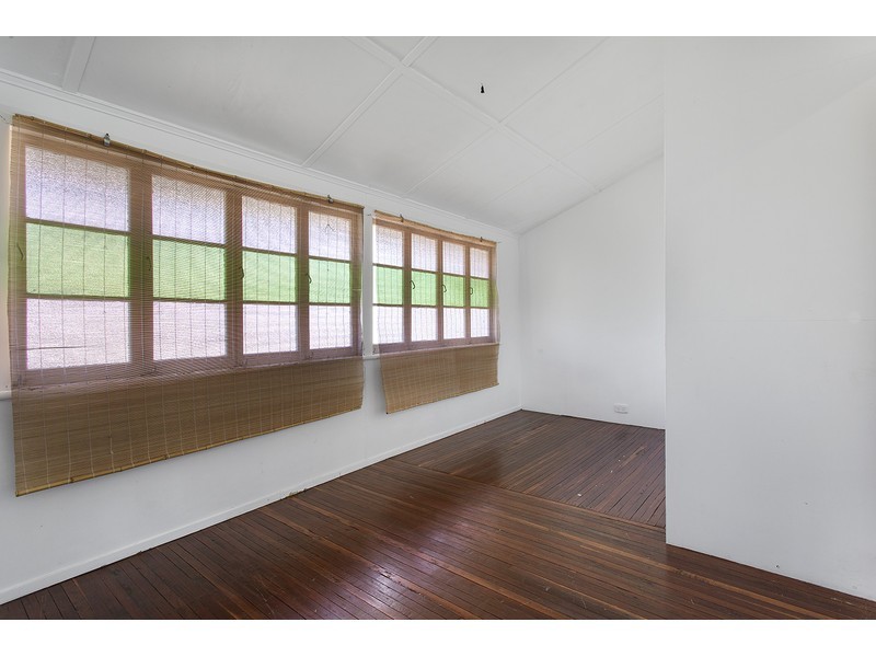 269 East Street, Depot Hill QLD 4700