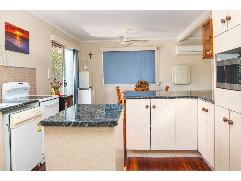 81 Rice Street, Park Avenue QLD 4701