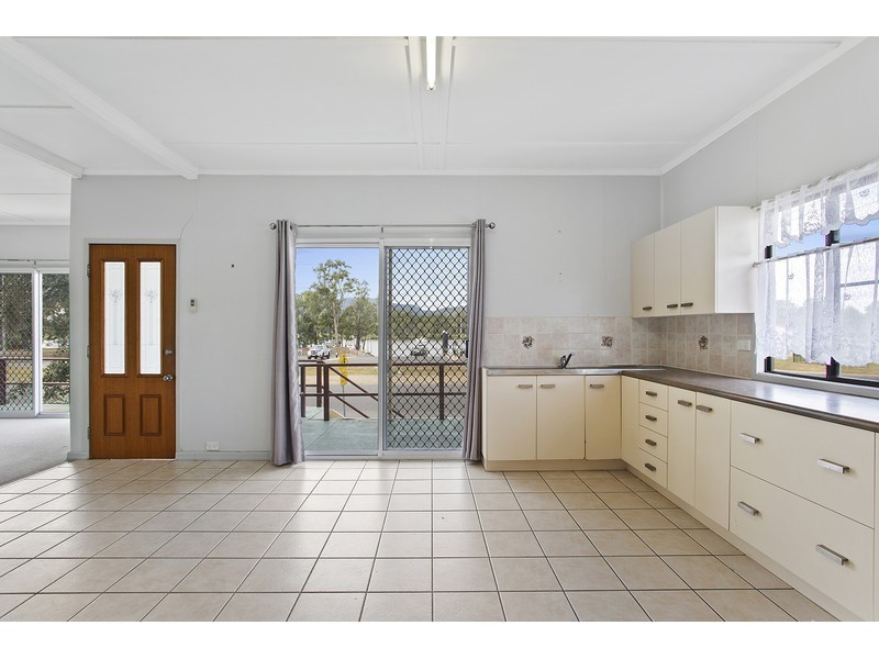 370 Quay Street, Depot Hill QLD 4700