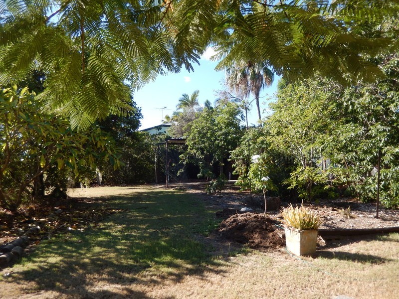 143 High Street, Berserker QLD 4701