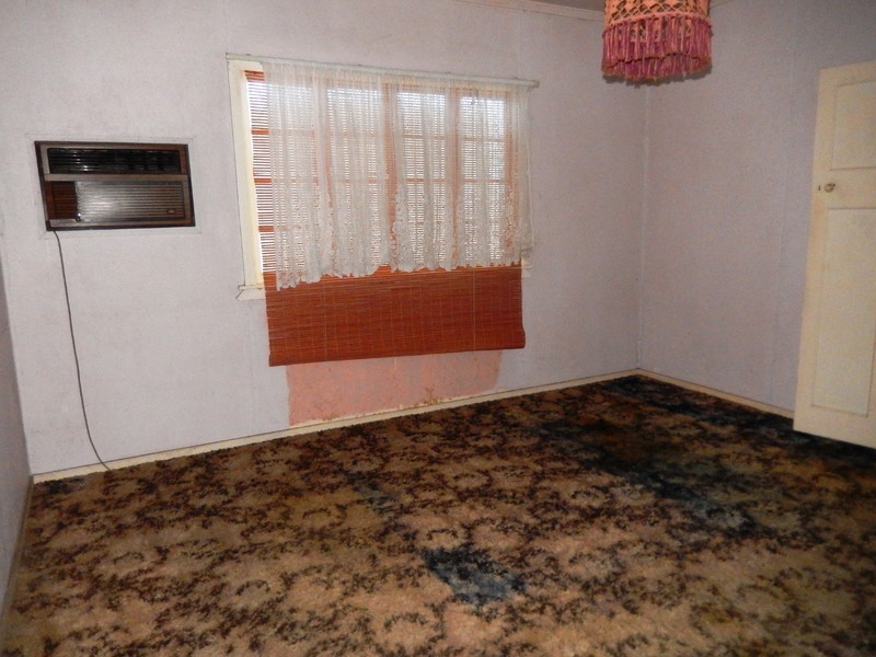 143 High Street, Berserker QLD 4701