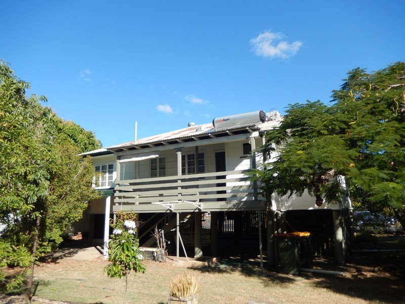 143 High Street, Berserker QLD 4701