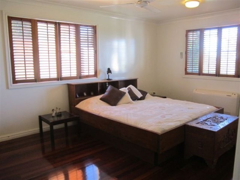 22 King Street, The Range QLD 4700