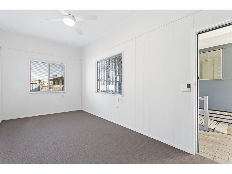 240 Wiltshire Street, Koongal QLD 4701