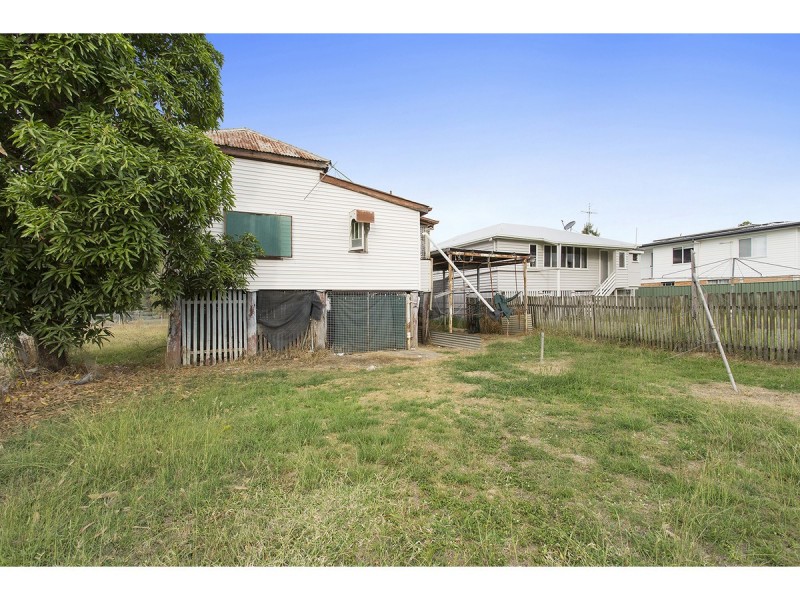 13 Edward Street, Berserker QLD 4701