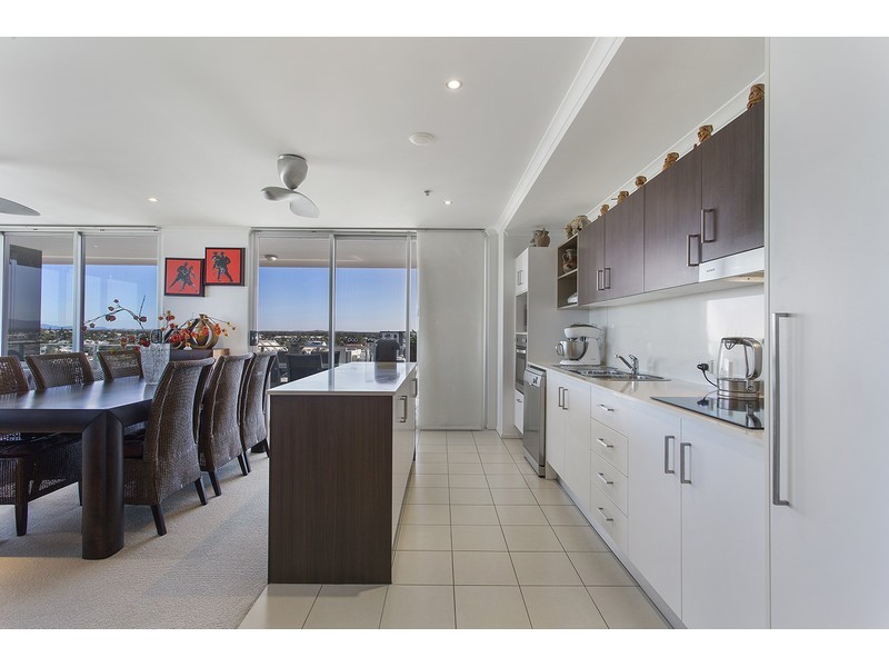 901/102 Victoria Parade, Rockhampton City QLD 4700