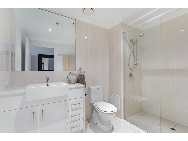 901/102 Victoria Parade, Rockhampton City QLD 4700