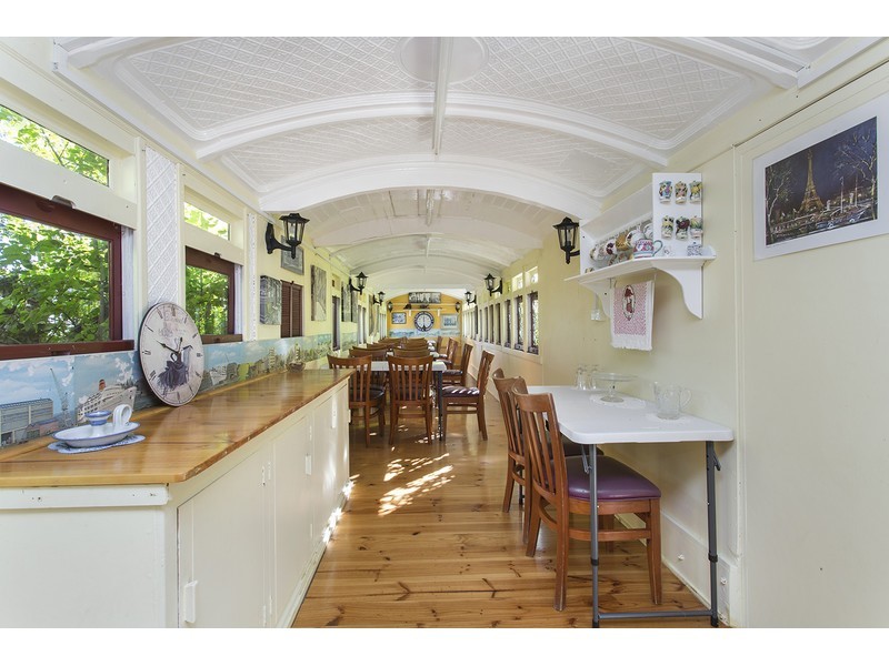 54 Spring Creek Close, The Caves QLD 4702