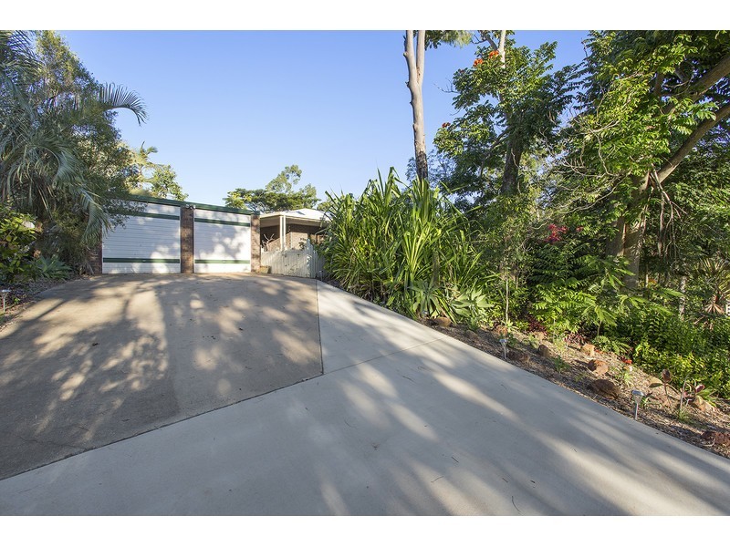 54 Spring Creek Close, The Caves QLD 4702