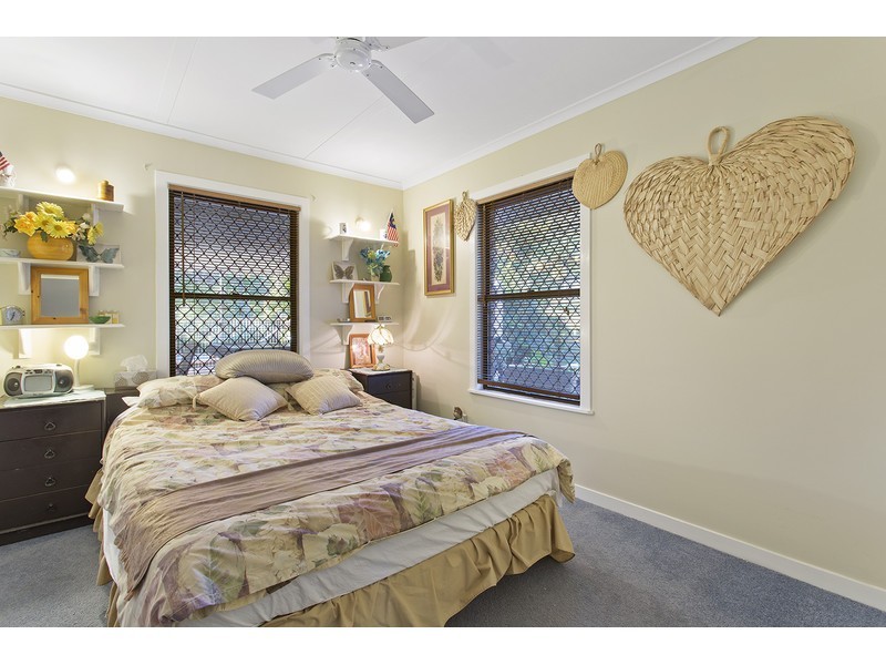 54 Spring Creek Close, The Caves QLD 4702