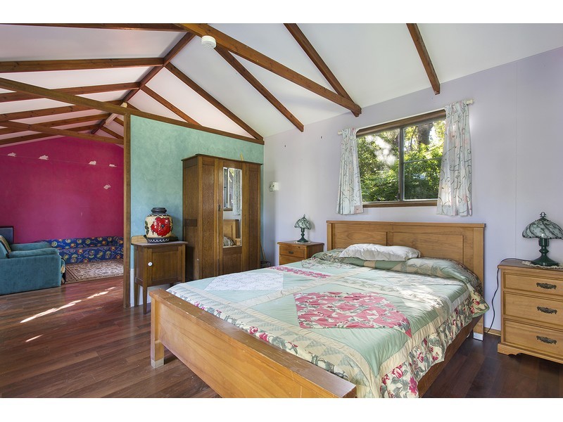 54 Spring Creek Close, The Caves QLD 4702