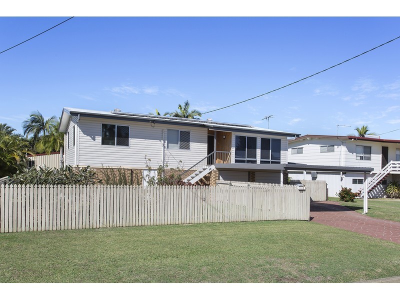 19 Westmoreland Street, Kawana QLD 4701