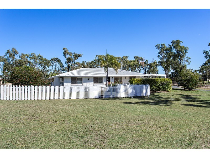 77 Nerimbera School Road, Nerimbera QLD 4701