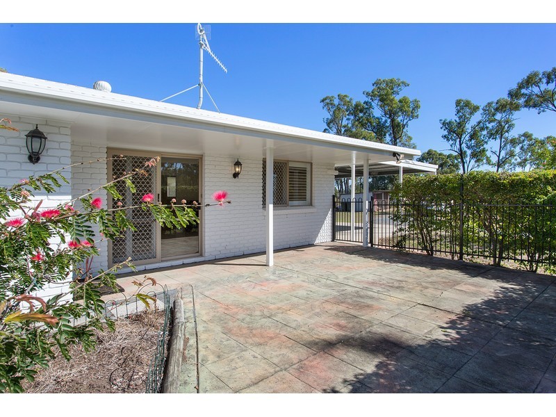 77 Nerimbera School Road, Nerimbera QLD 4701