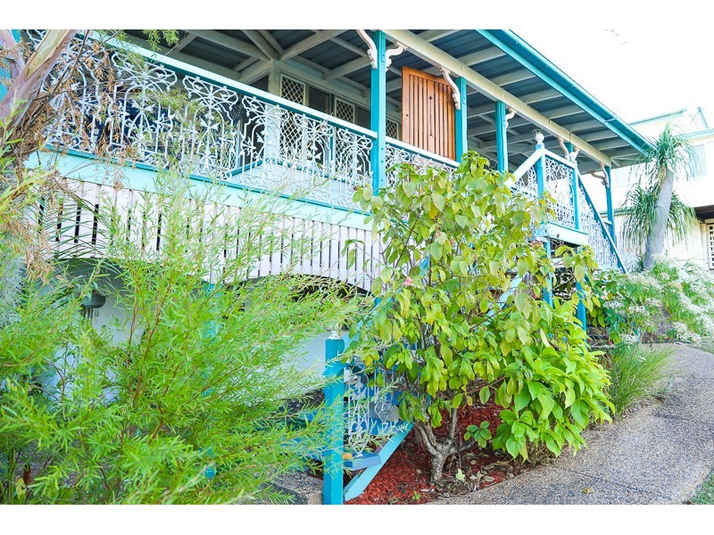 16 Bowen Street, The Range QLD 4700