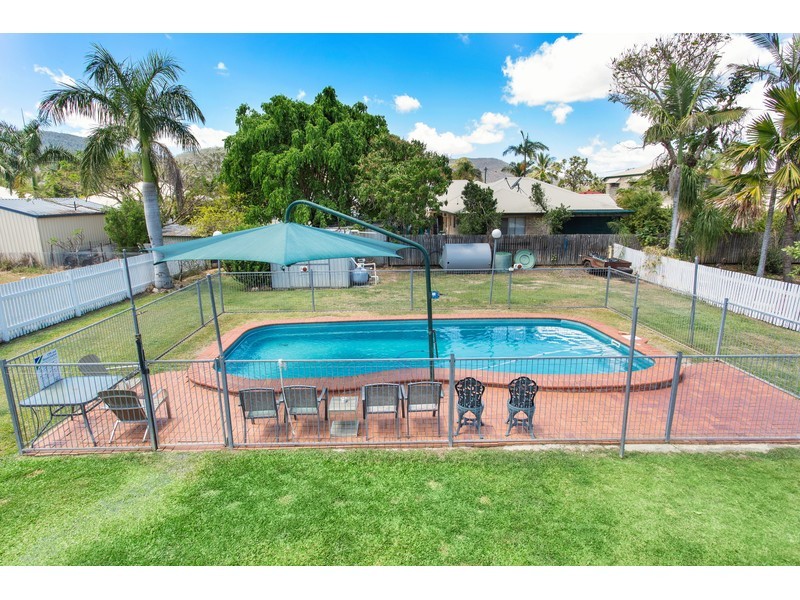 250 Hutton Street, Berserker QLD 4701