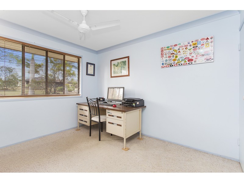 27 Schlencker Drive, Glenlee QLD 4711