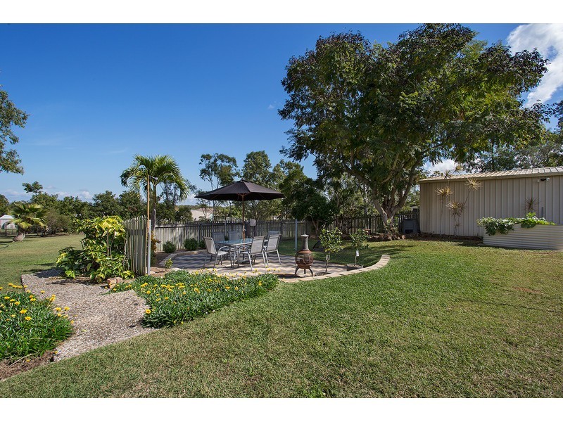 27 Schlencker Drive, Glenlee QLD 4711