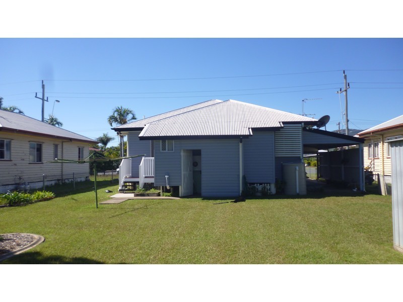 83 Alexandra Street, Park Avenue QLD 4701