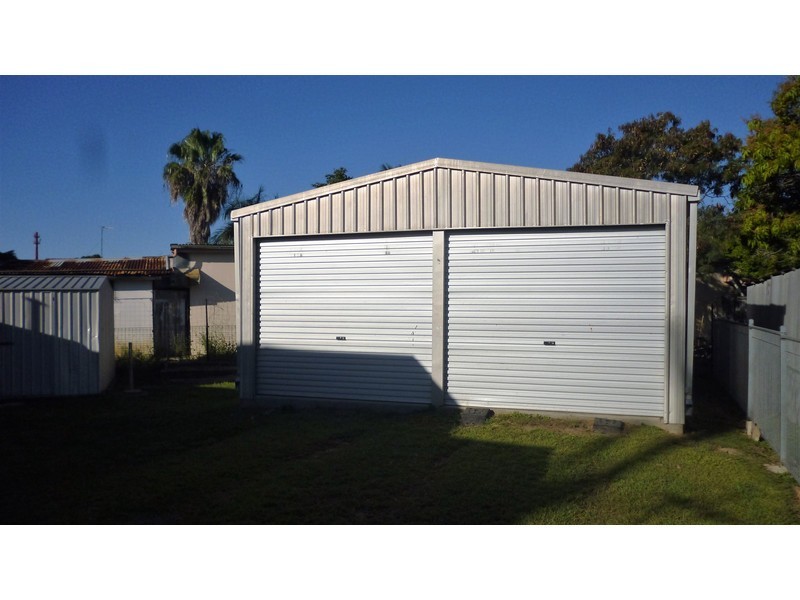 8 Hollingsworth Street, Kawana QLD 4701