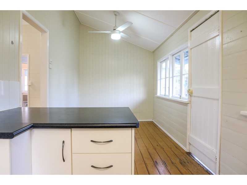 28 Macaree Street, Berserker QLD 4701