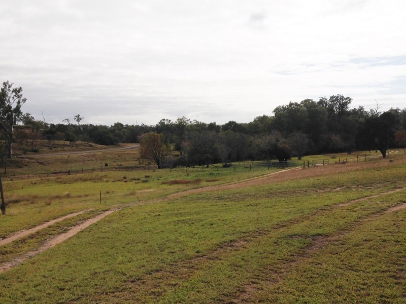 213 Sandy Creek Road, Bushley QLD 4702