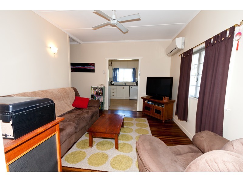 166 Elphinstone Street, Berserker QLD 4701