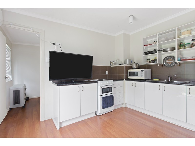 19a Main Street, Park Avenue QLD 4701