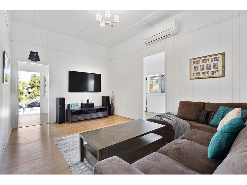 18 Gillespie Street, Wandal QLD 4700