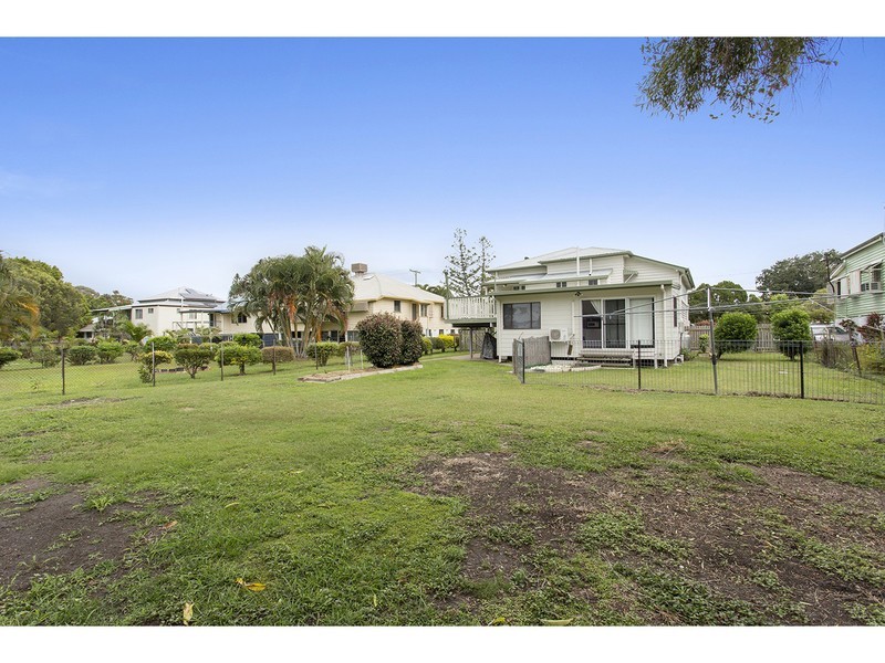 19a Main Street, Park Avenue QLD 4701