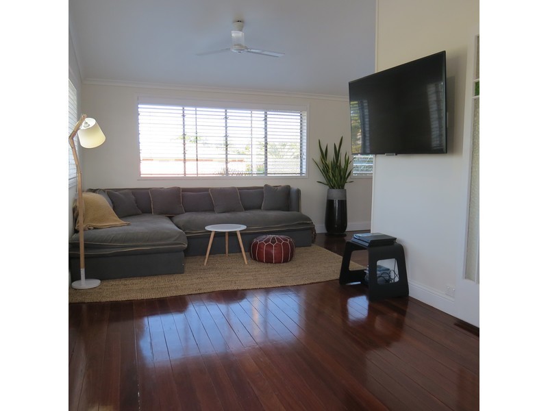 7 Penlington Street, The Range QLD 4700