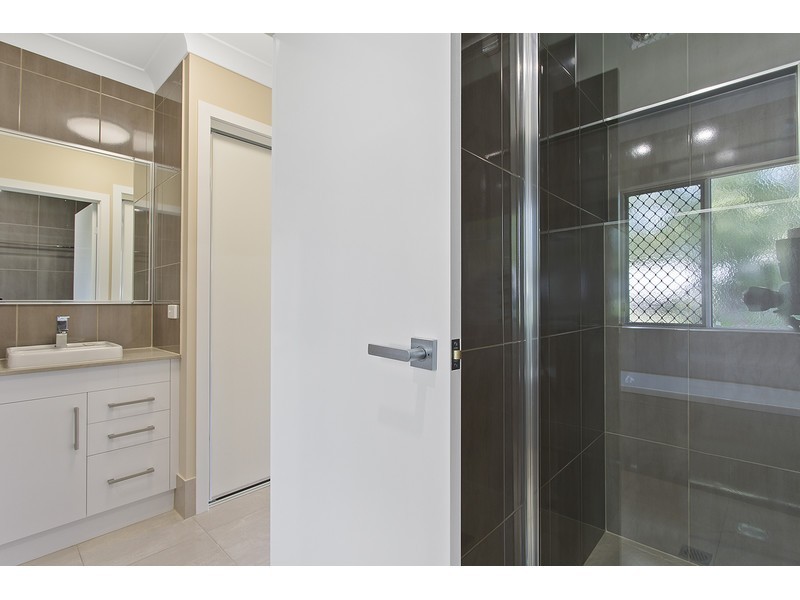 38 Luck Avenue, Wandal QLD 4700