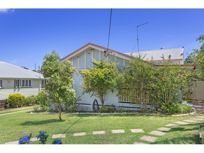 116 Caroline Street, The Range QLD 4700