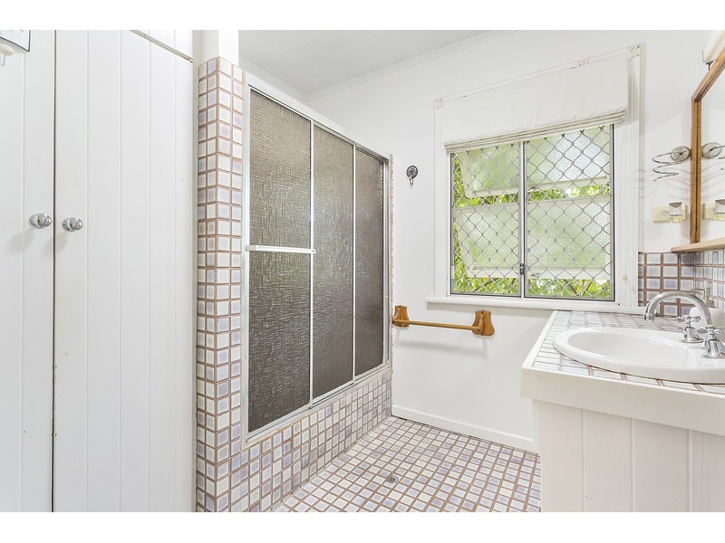 116 Caroline Street, The Range QLD 4700