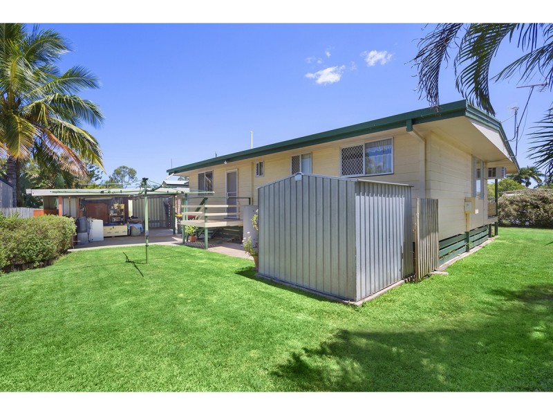 6 Ball Court, Park Avenue QLD 4701