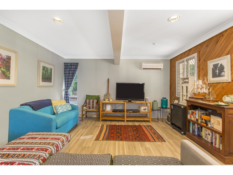 62 Wentworth Terrace, The Range QLD 4700
