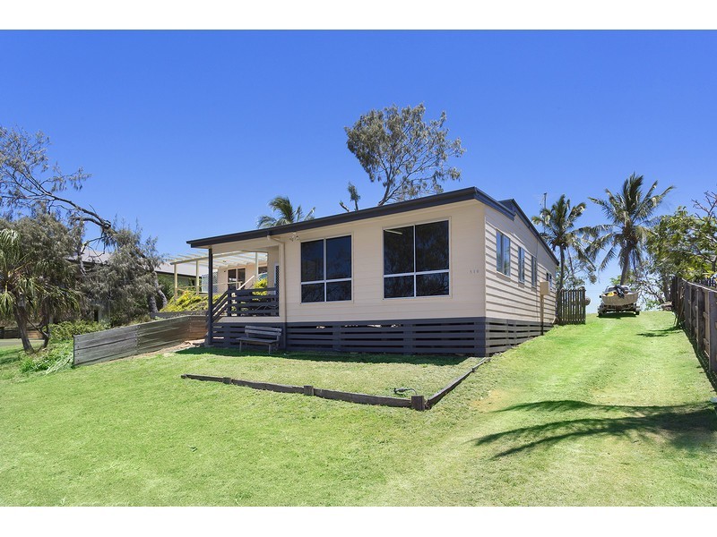 110 Schofield Parade, Keppel Sands QLD 4702