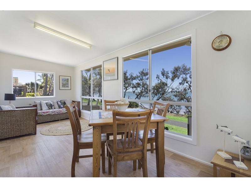 110 Schofield Parade, Keppel Sands QLD 4702